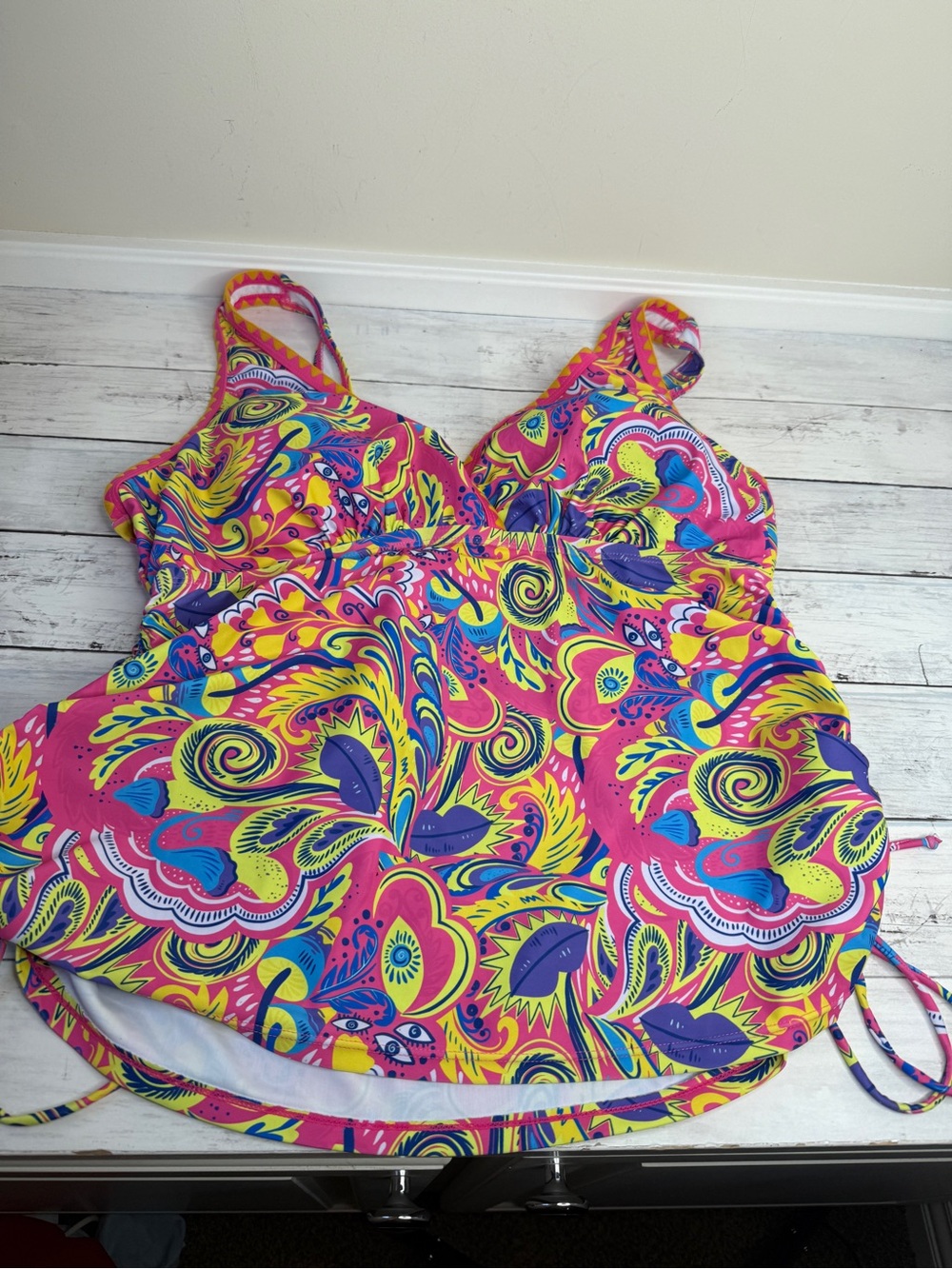 Vibrant Pink Paisley-Print Women's Bikini Top